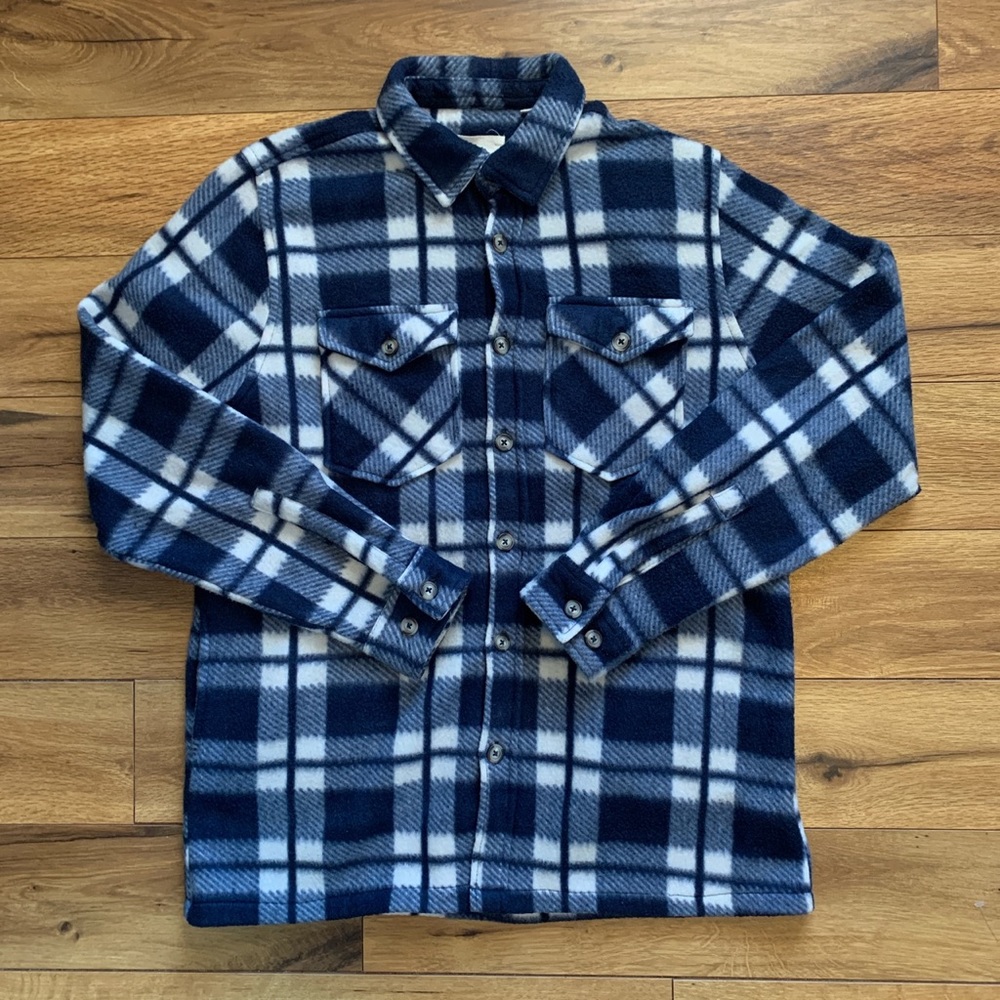 🏁 Blue wool flannel shirt

#winter
#flannel
#fashion
#tshirts
#blue